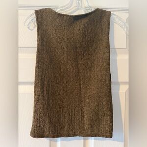 Uniqlo fitted high-neck tank